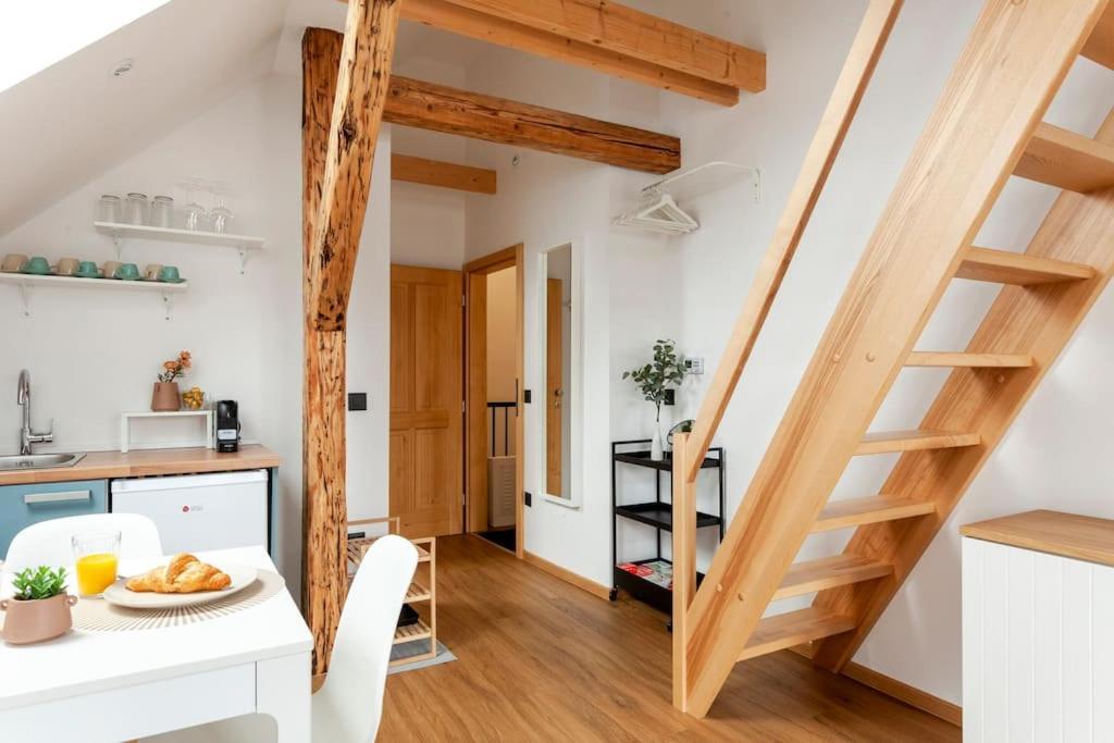 Corner House Apartments Near Lake Bled Radovljica Exteriör bild